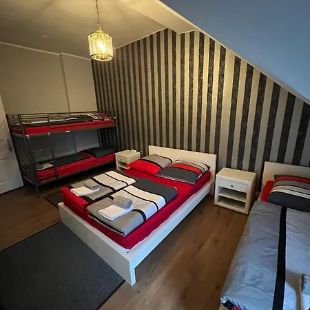 Hostel Adam's - Self Check-in & Only Private *