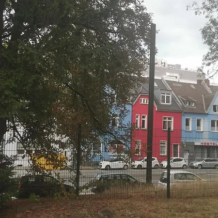 Adam's - Self Check-in & Only Private Düsseldorf