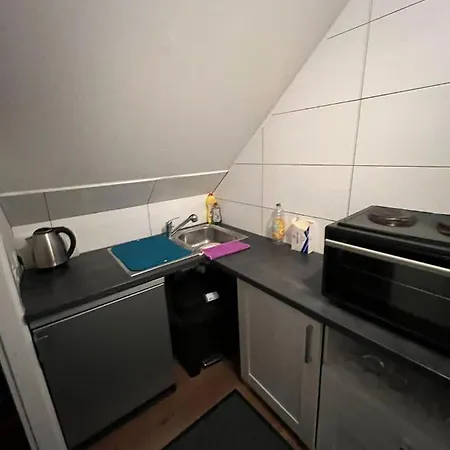 Hostel Adam's - Self Check-in & Only Private