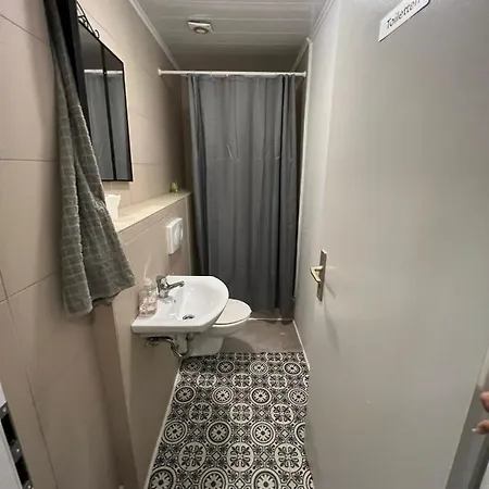 Adam's - Self Check-in & Only Private *