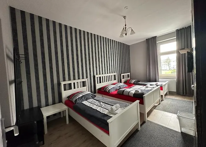 Adam's - Self Check-in & Only Private Düsseldorf