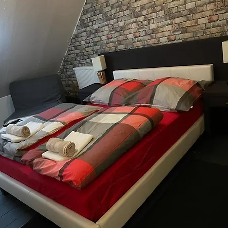 Adam's - Self Check-in & Only Private Düsseldorf