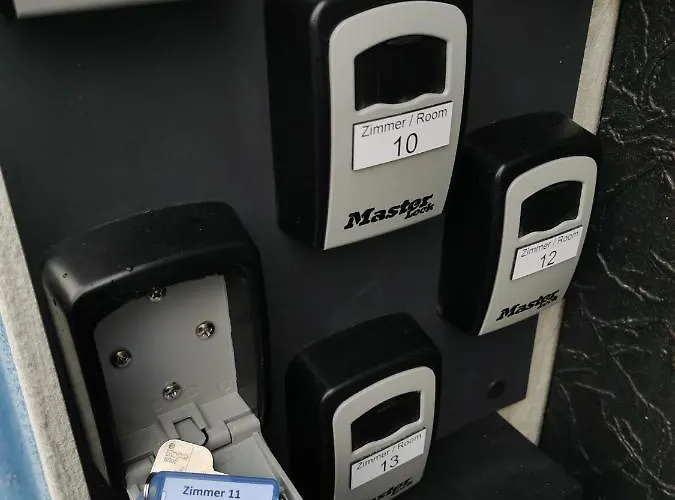 Vandrarhem Adam's - Self Check-in & Only Private