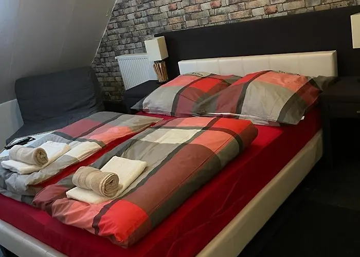 Adam's - Self Check-in & Only Private Düsseldorf